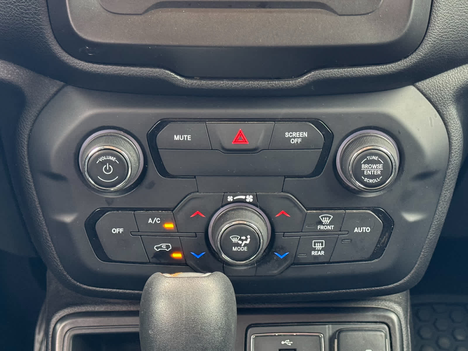 2020 Jeep Renegade Latitude FWD