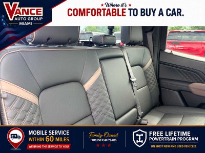 2024 GMC Canyon 4WD Denali