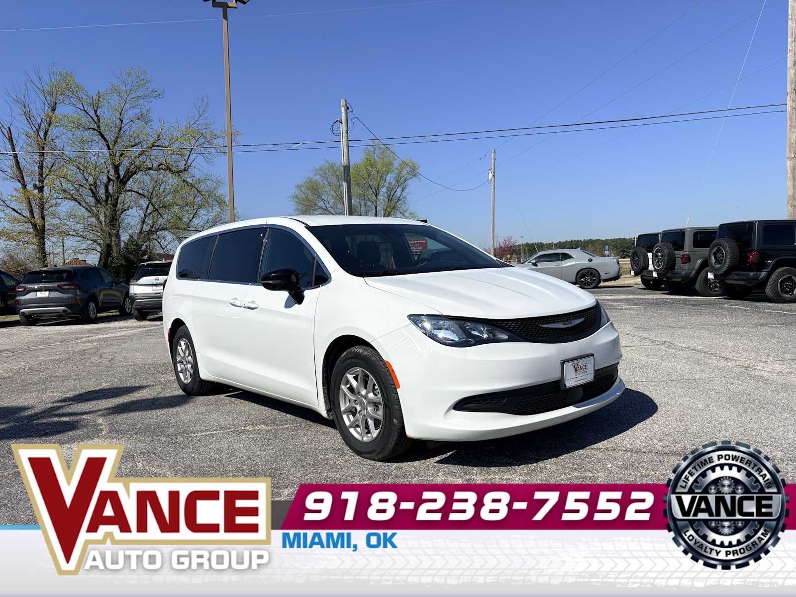 2025 Chrysler Voyager LX