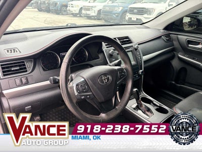 2017 Toyota Camry SE