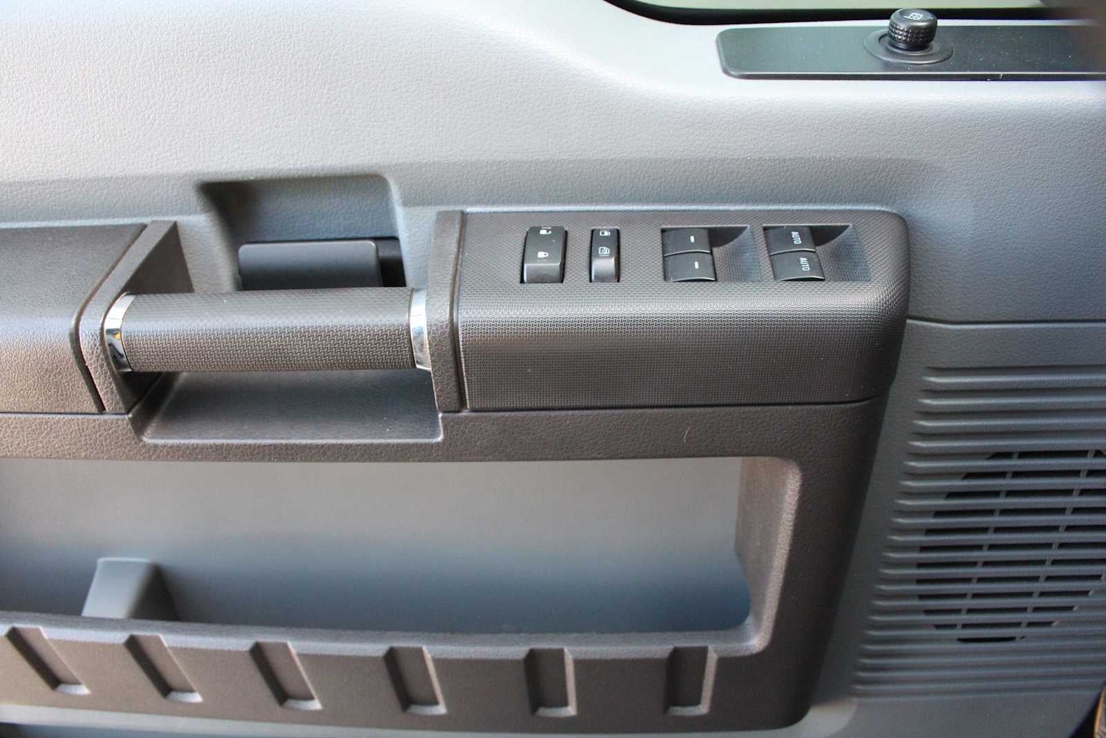 2013 Ford Super Duty F-250 Pickup XL