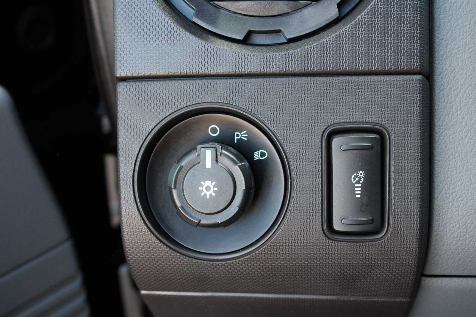 2013 Ford Super Duty F-250 Pickup XL