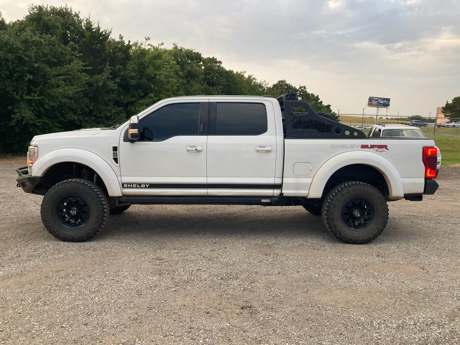 2021 Ford Super Duty F-250 Pickup LARIAT