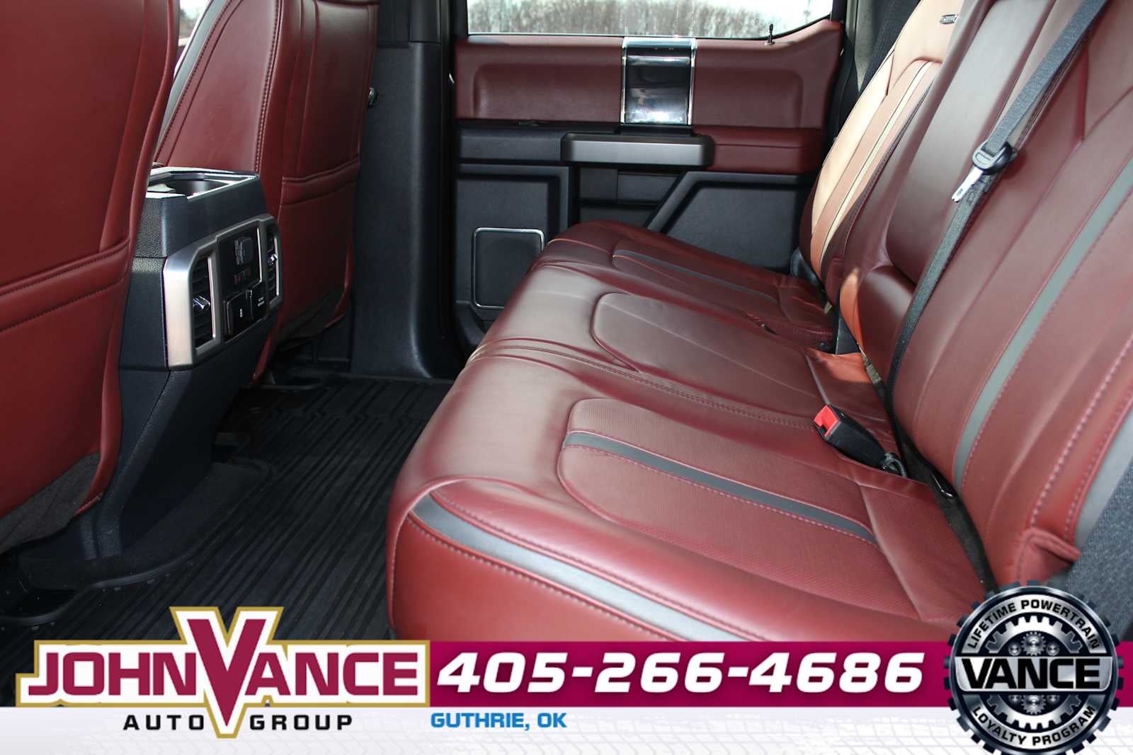 2022 Ford Super Duty F-350 DRW Platinum