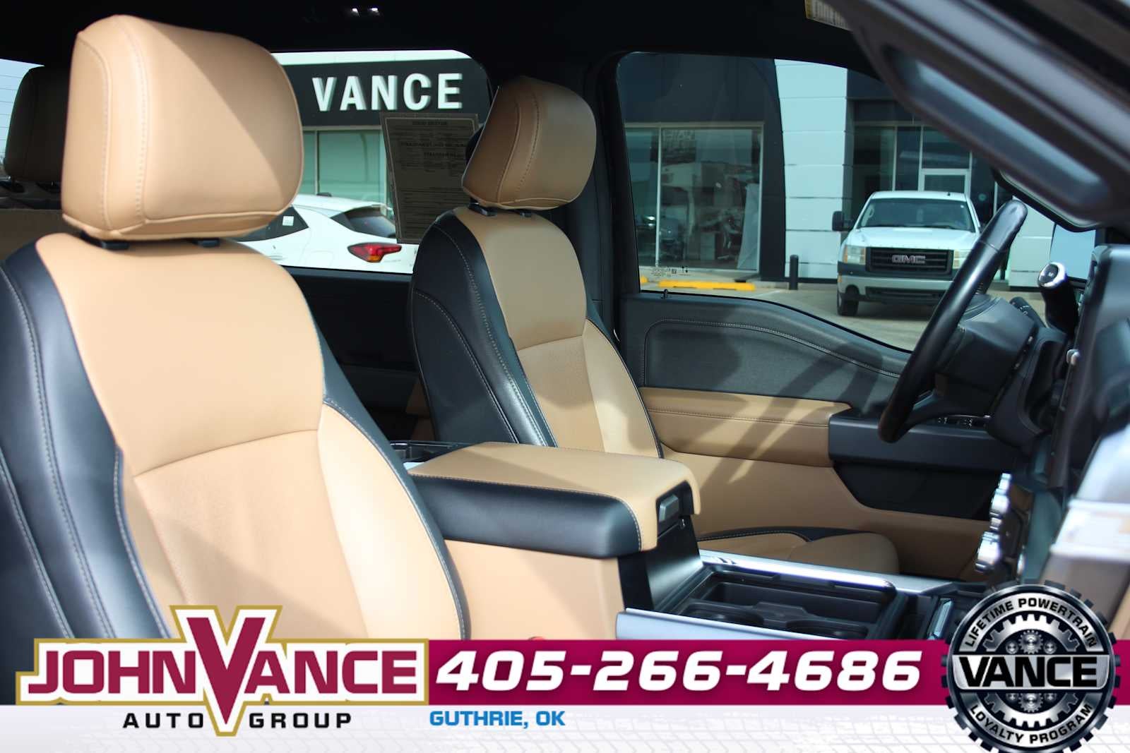 2024 Ford Super Duty F-350 DRW LARIAT