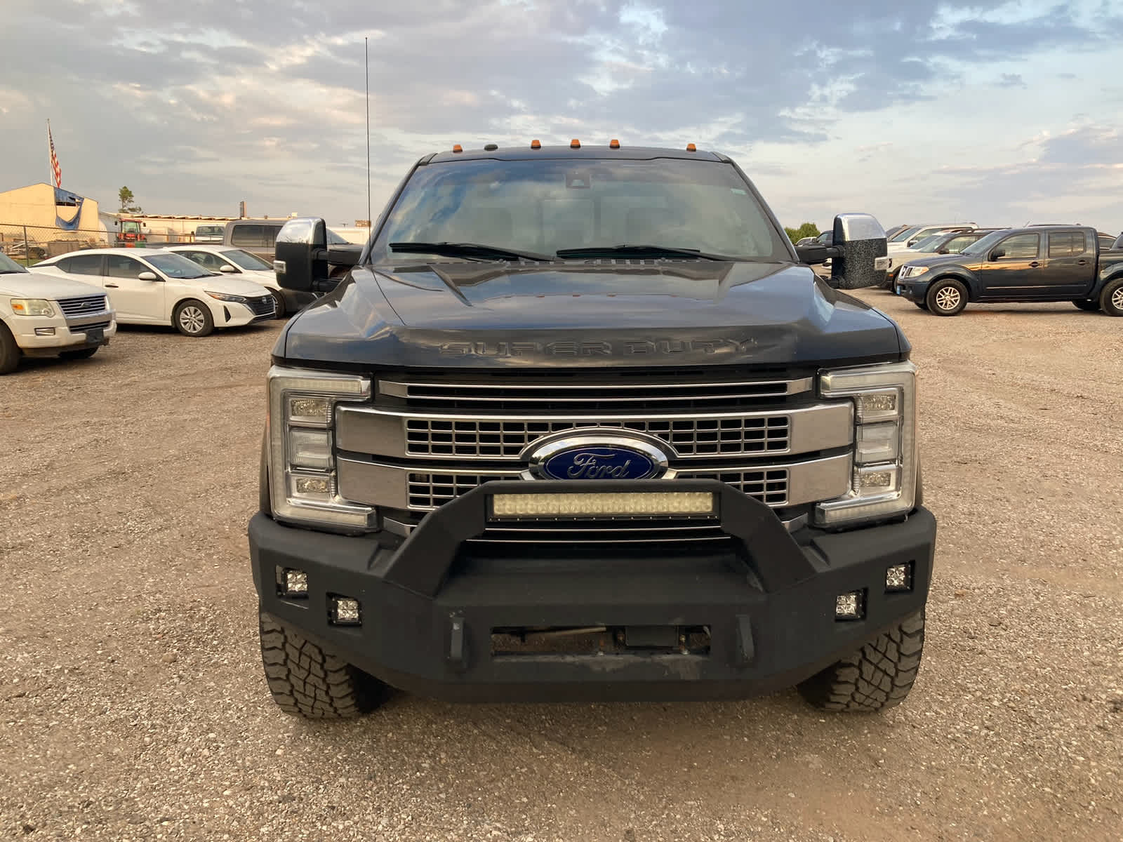 2018 Ford Super Duty F-350 DRW Pickup Platinum