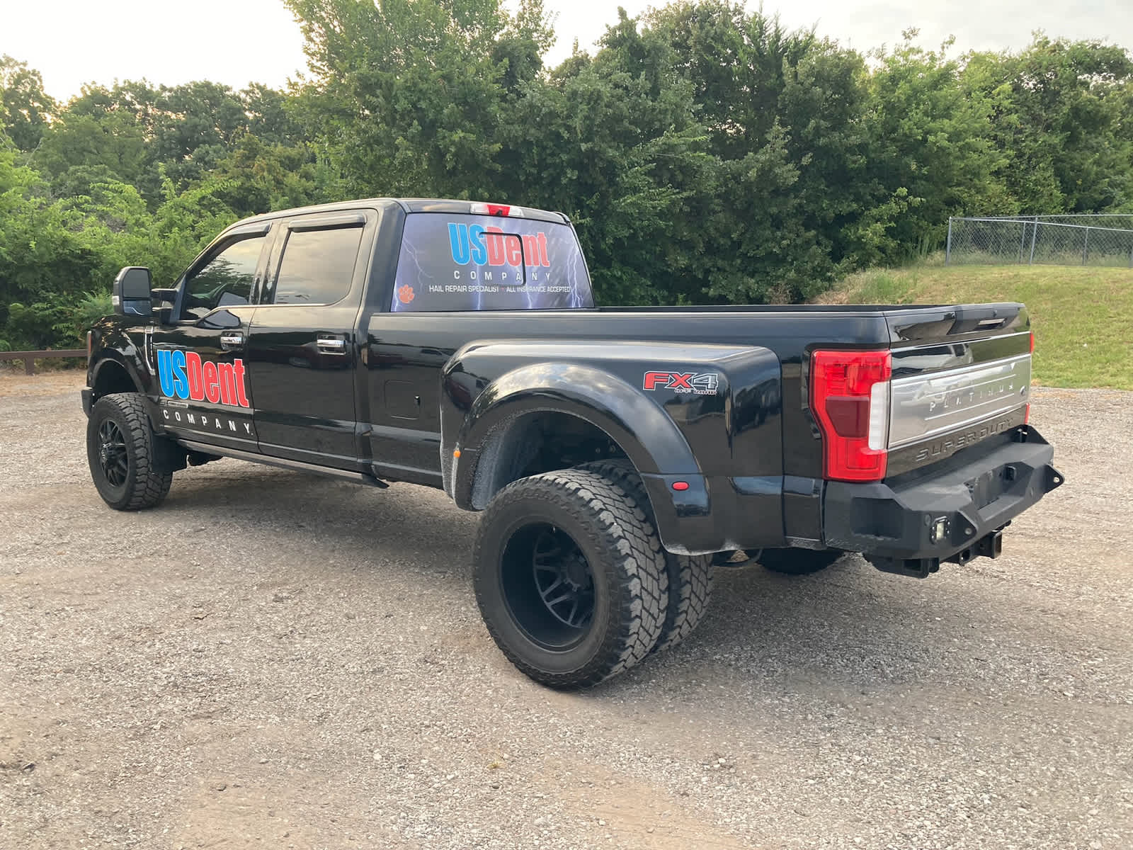 2018 Ford Super Duty F-350 DRW Pickup Platinum