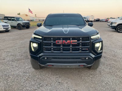 2025 GMC Canyon 4WD AT4
